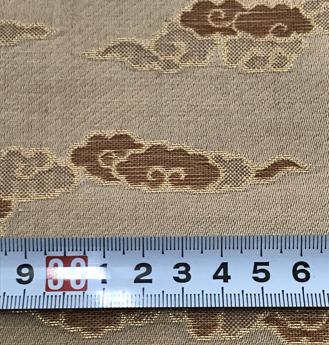  table equipment . ground table equipment cloth gold . one character for width 69cm length 13m