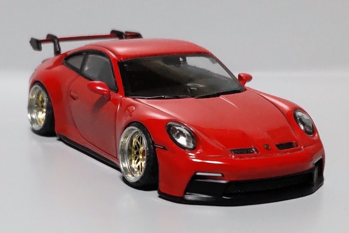 希少 1/64 TSM ミニGT MINI GT ポルシェ 911 GT3 ガーズレッド 改 タイプ 992 深リム BBS LM ローダウン カスタム ツライチ 改造 ドイツ