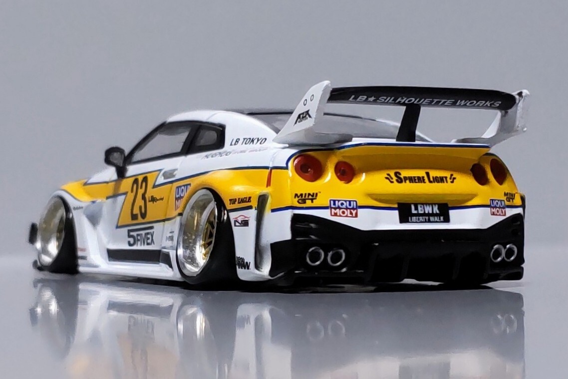 希少 1/64 TSM ミニGT MINI GT LBシルエット ワークス GT 日産 35GT-RR 改 LBWK リバティウォーク 深リム エンケイ シャコタン カスタムの画像9