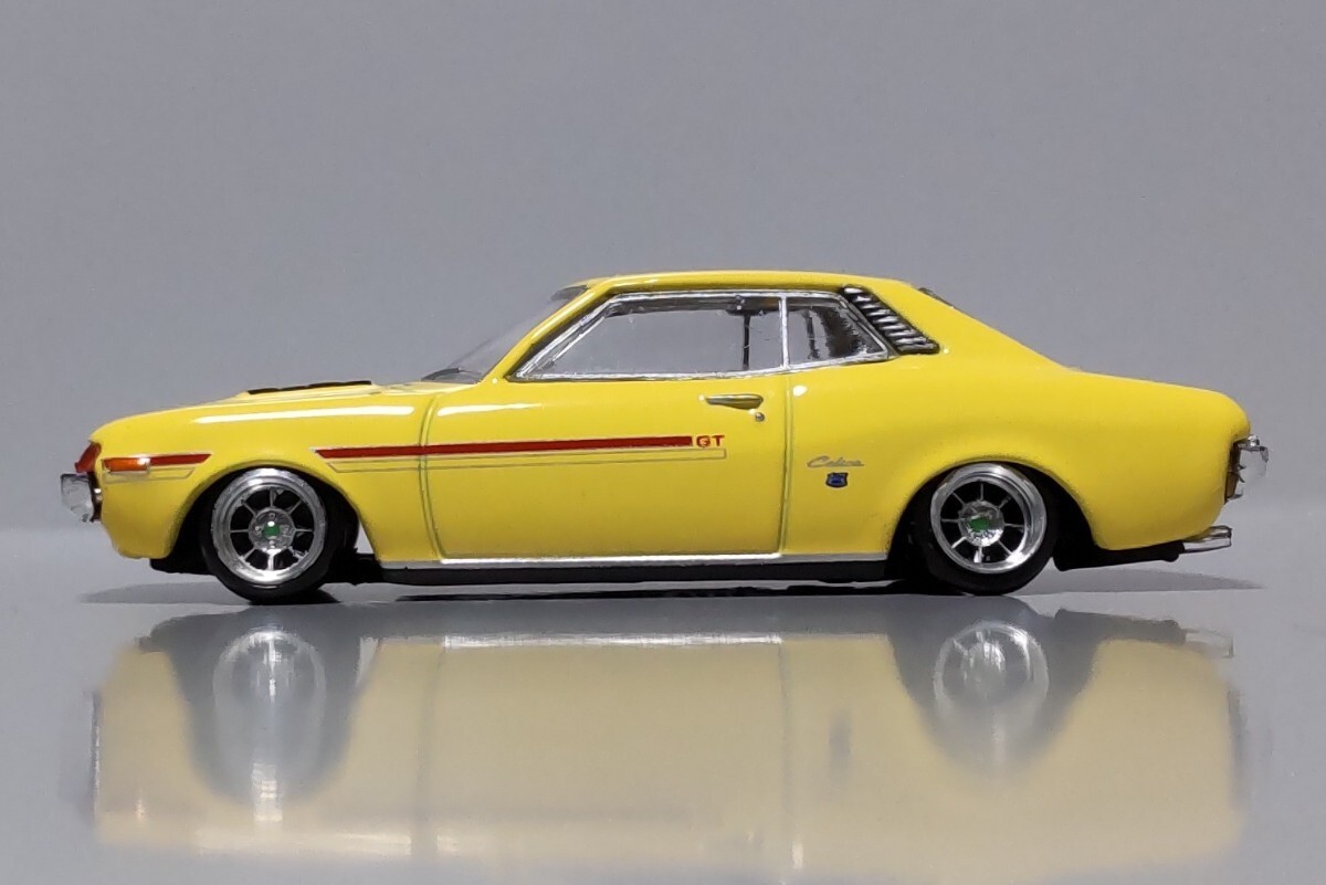  out of print rare 1/64 Kyosho 64 collection Toyota Celica 1600 GT modified A20 first generation initial model daruma deep rim is cocos nucifera lowrider custom modified old car 