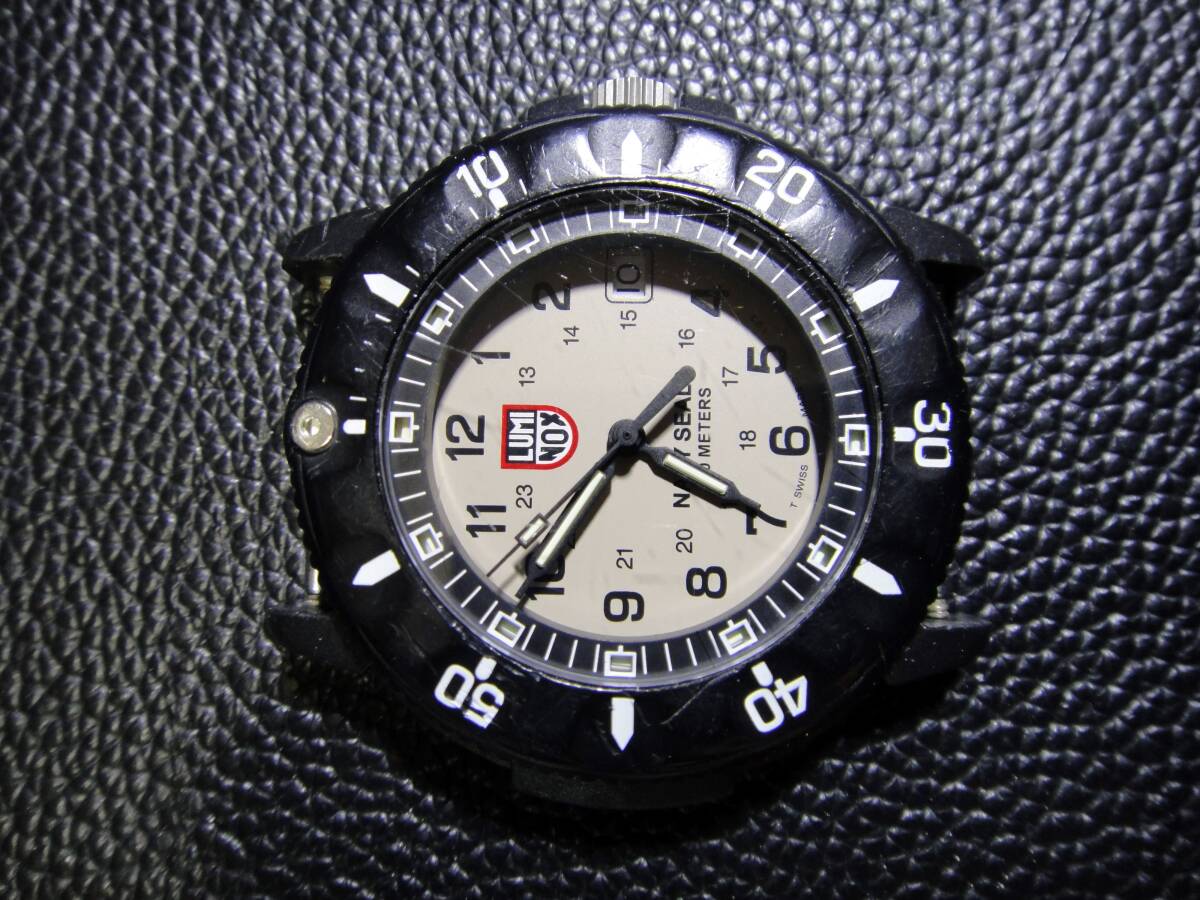 ★ LUMI NOX NAVY SEALS 200METERS / SWISS MADE 【 中古品：電池交換済 】の画像2