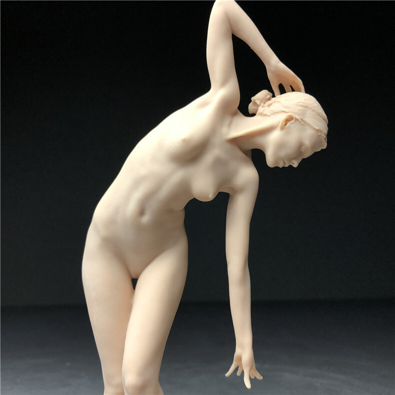 樹脂製 西洋彫り 女神 ヌード デッサン人形 ポージング 女性 少女 フィギュア 美人 裸婦 仏像  重さ約125ｇの画像1