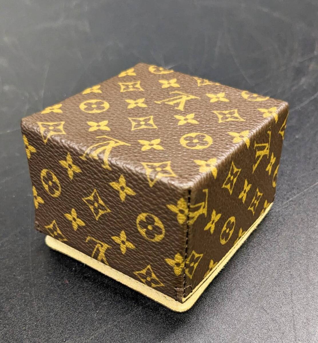 ☆LOUIS VUITTON ルイヴィトン☆ ヴィトン モノグラム アクセサリーケース ジュエリーケース マルチケース ブラウンの画像4