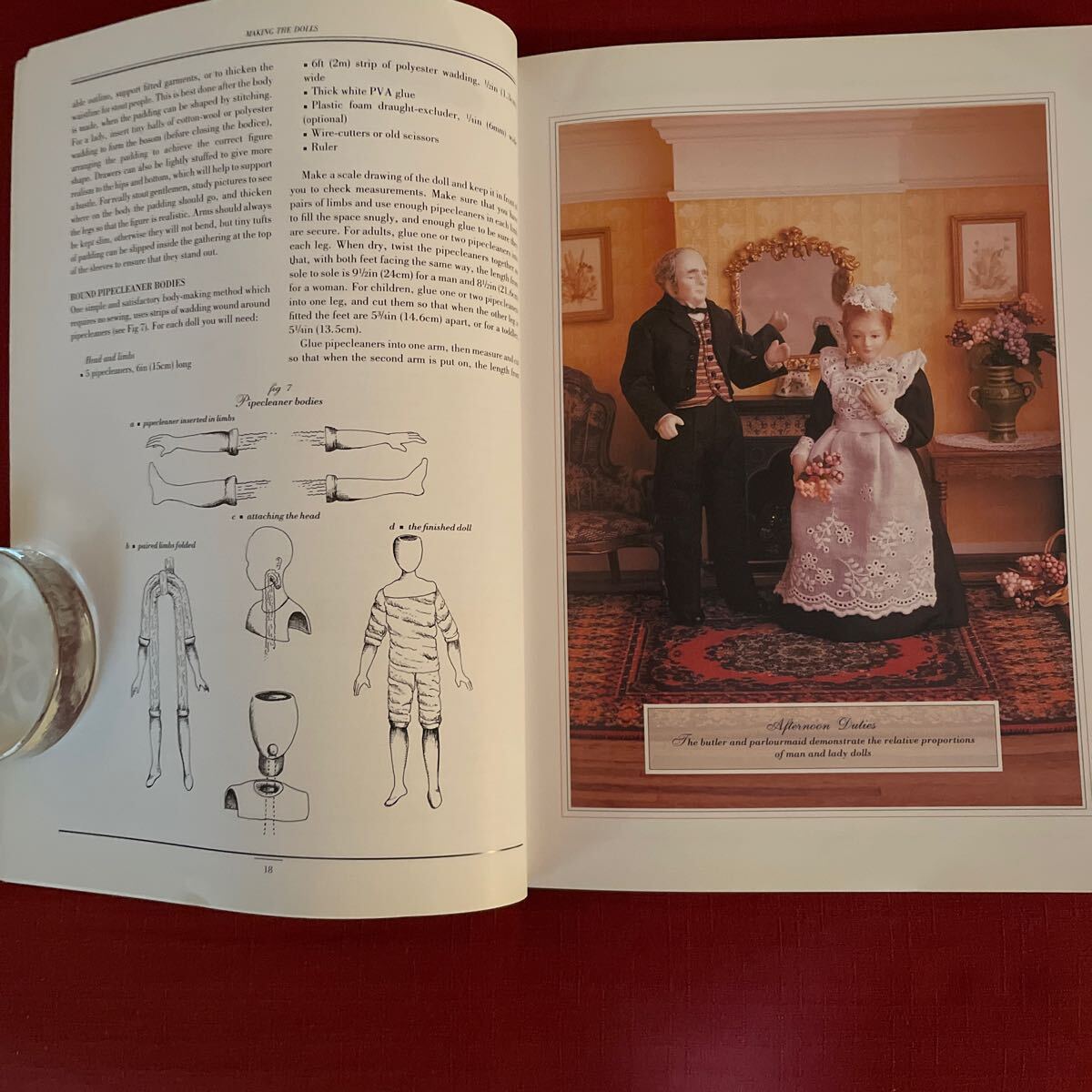 Making & Dressing DOLL'S HOUSE DOLLS IN 1/2 SCALE SUE ATKINSON Foreword by VENUS A. DODGE 英書_画像3