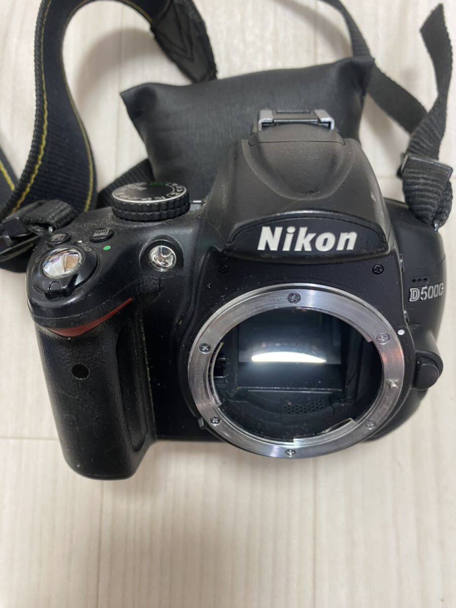 デジタルカメラ Nikon d5000の画像1