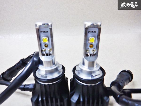 新品☆未使用 PIAA ピア LED バルブ フォグランプ ヘッドライト用 3700lm 6000K H8 H9 H11 H16タイプ 12V 25W LEH102 即納 棚D12K_画像3