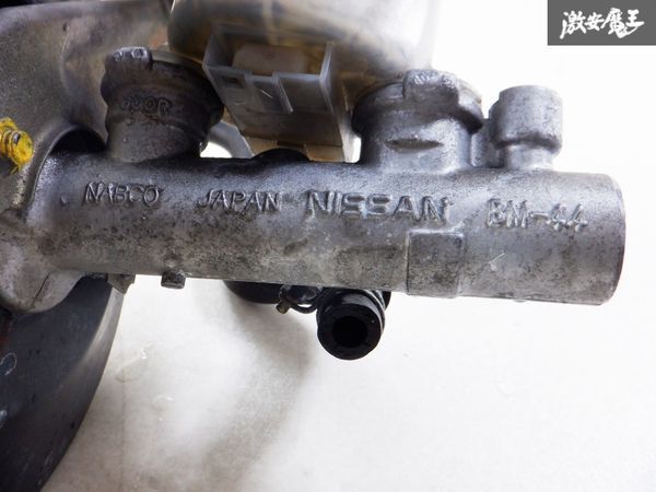 NISSAN Nissan original T-QGD21 Datsun Truck NA20 5MT 1991 year normal brake master cylinder brake booster shelves M1