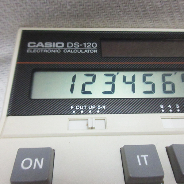 当時物！通電確認済み！■CASIO カシオ DS-120 加算器電卓 日本製 ソーラー電卓 計算機 実務電卓 ヴィンテージ レトロの画像2