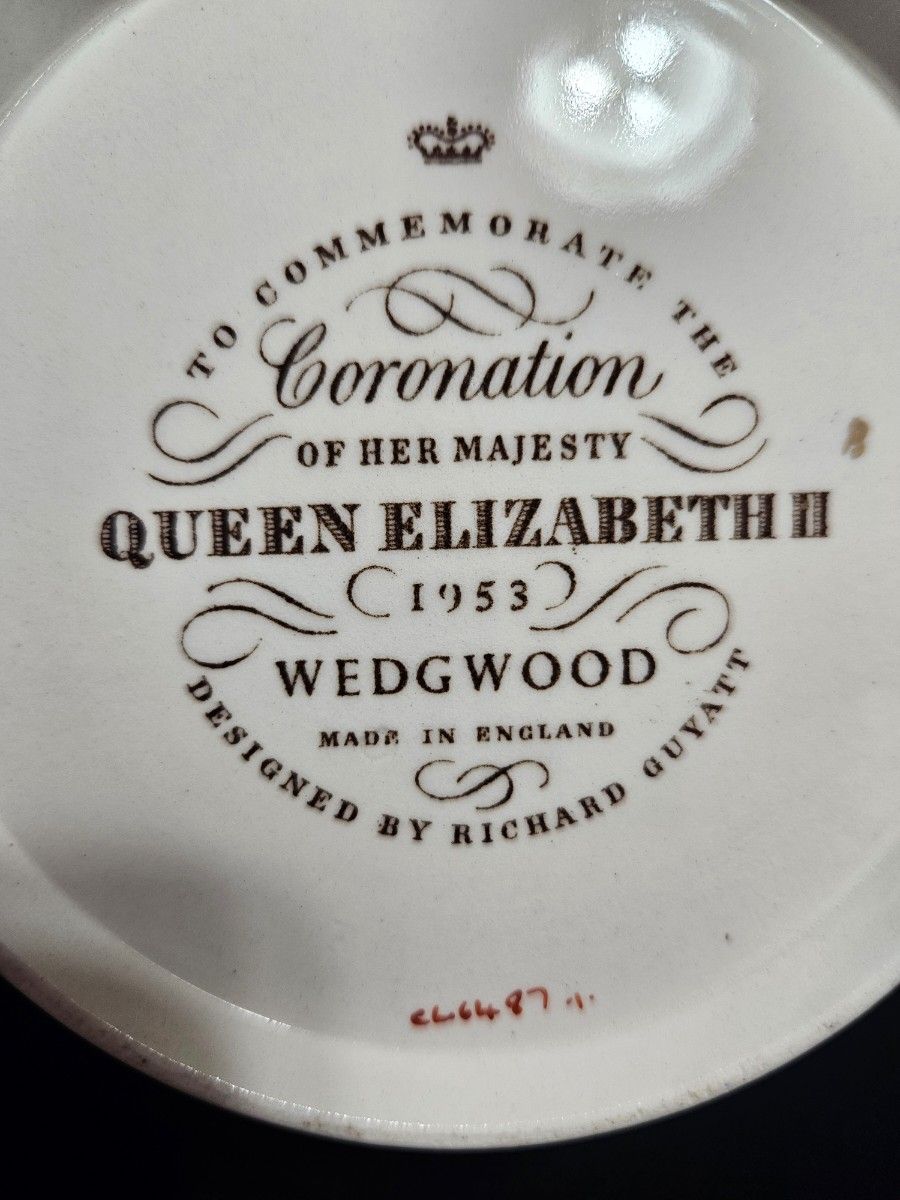 【専用】 箱入り Wedgwood 1953年製造 エリザベス女王 戴冠式記念 タンカード リチャード・ガイアット