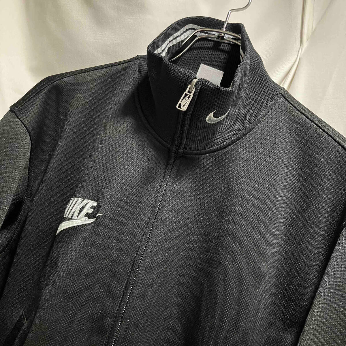 90s NIKE ROGO ZIP TRACK JACKET BLACK SIZE:M VLA100ATYU POLYESTER 銀タグ トラックジャケット リブ 1990s ナイキ_画像3