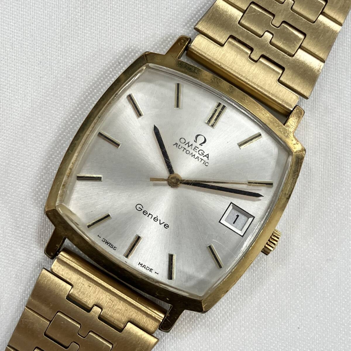 ジャンク OMEGA オメガ Geneve ジュネーブ 自動巻き 3針 デイト スクエア 稼働品 腕時計の画像1