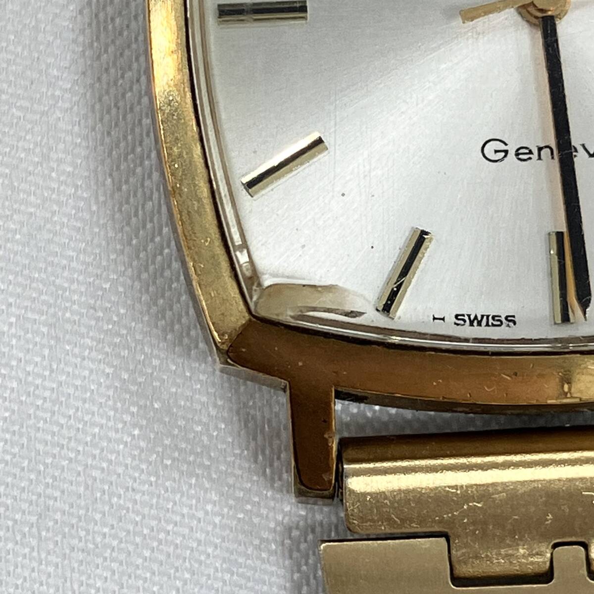 ジャンク OMEGA オメガ Geneve ジュネーブ 自動巻き 3針 デイト スクエア 稼働品 腕時計の画像7