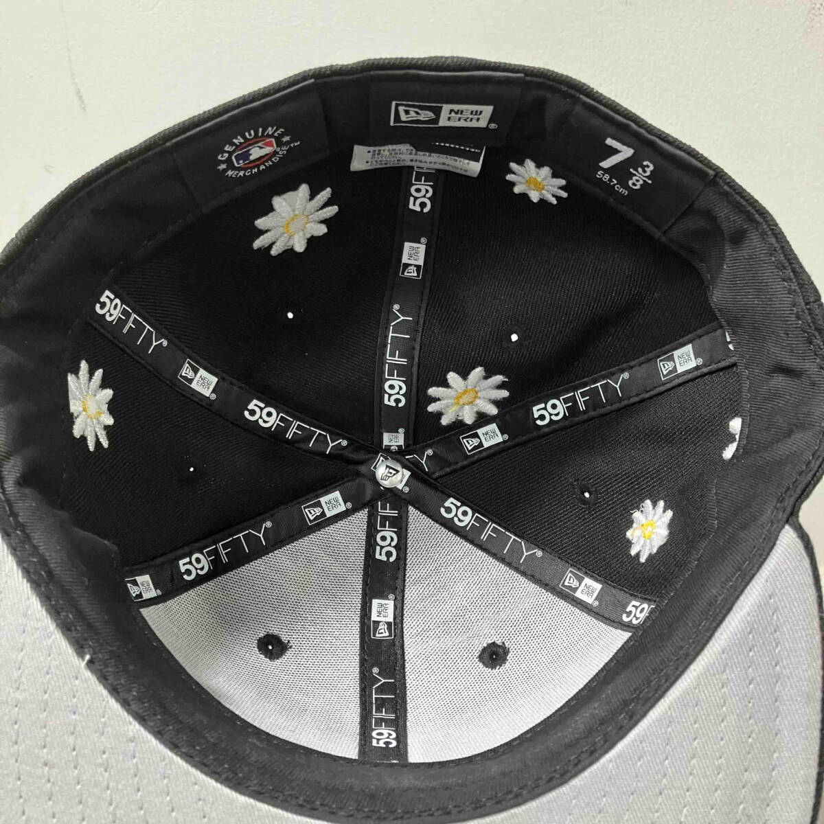 NEW ERA 59FIFTY Flower Embroidery キャップ 7 8/3 ブラック 店舗受取可_画像6