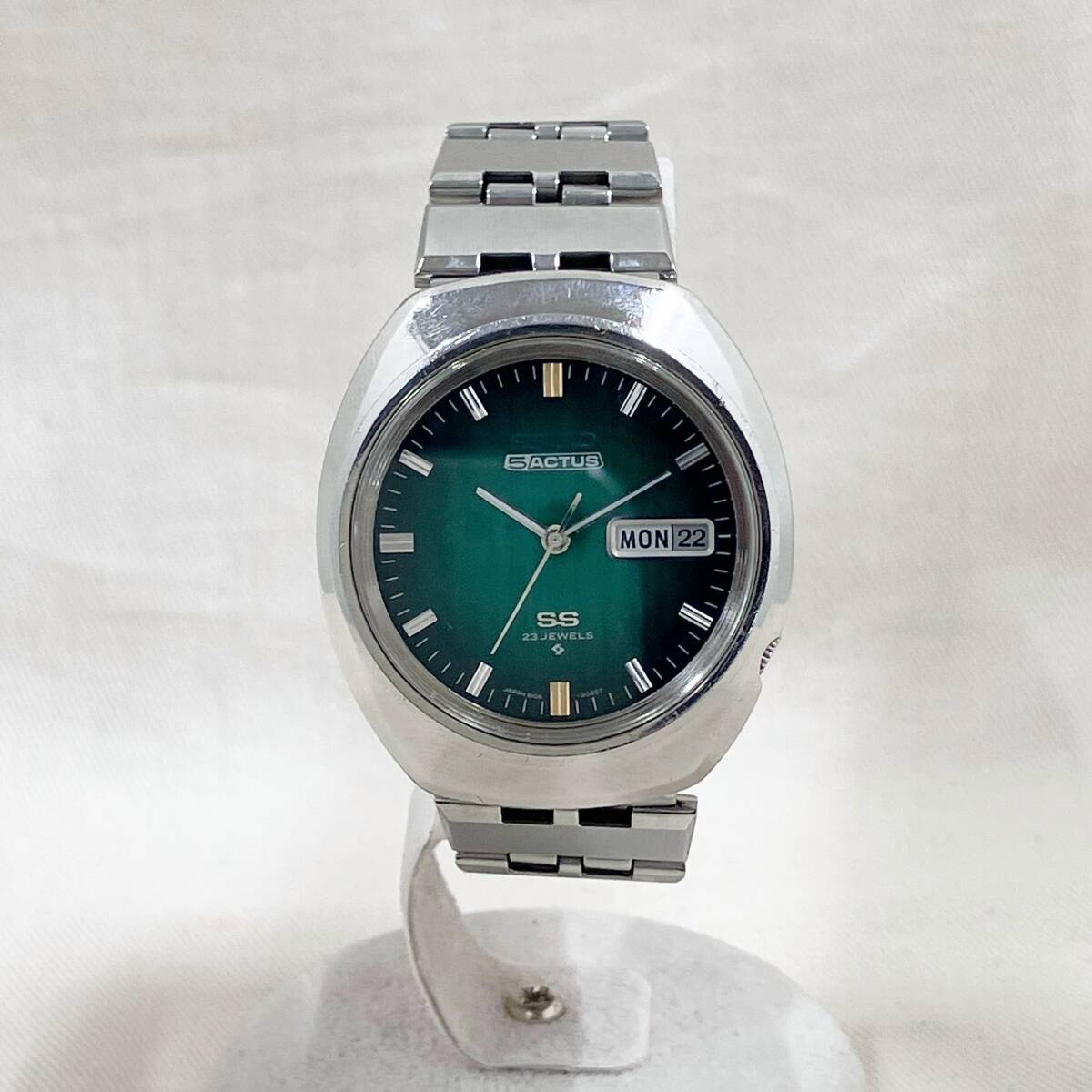 ［ジャンク］ SEIKO セイコー 5ACTUS ファイブアクタス 6106-7590 自動巻き グリーン 本体のみ 腕時計の画像2