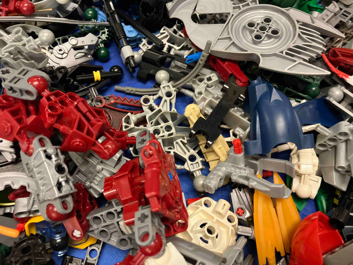 LEGO レゴ バイオニクル系 バラバラ パーツ 大量 5kg以上 まとめ売り ※BIONICLE ヒーローファクトリー ロボット マスク パーツ取りにもの画像8