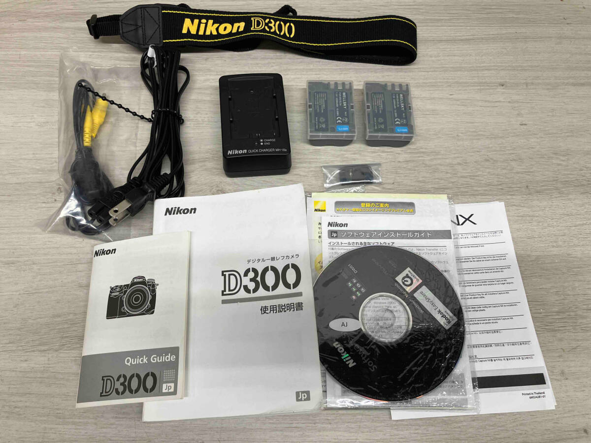 Nikon D300 ボディ デジタル一眼レフカメラ 予備バッテリー2個付_画像9