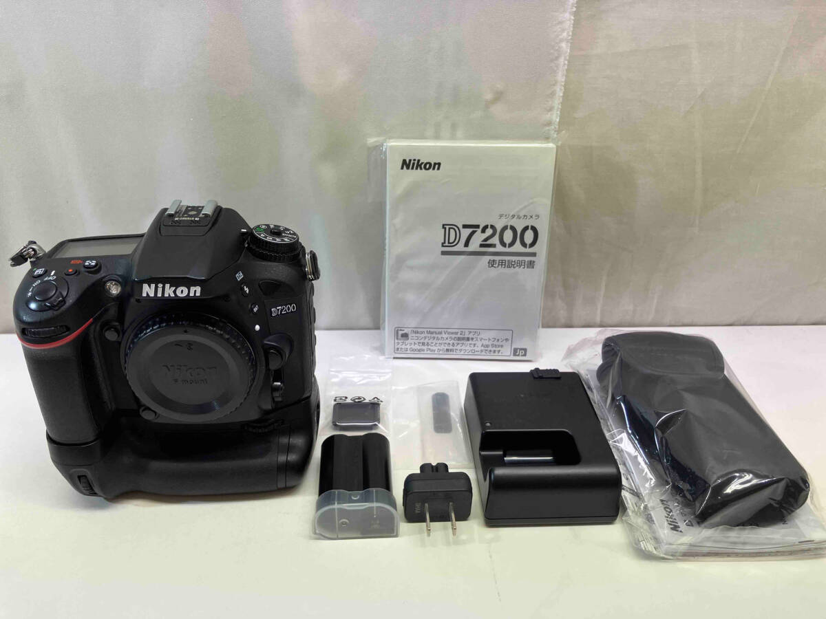 Nikon ニコンD7200 D7200 バッテリーパックキット デジタル一眼の画像1