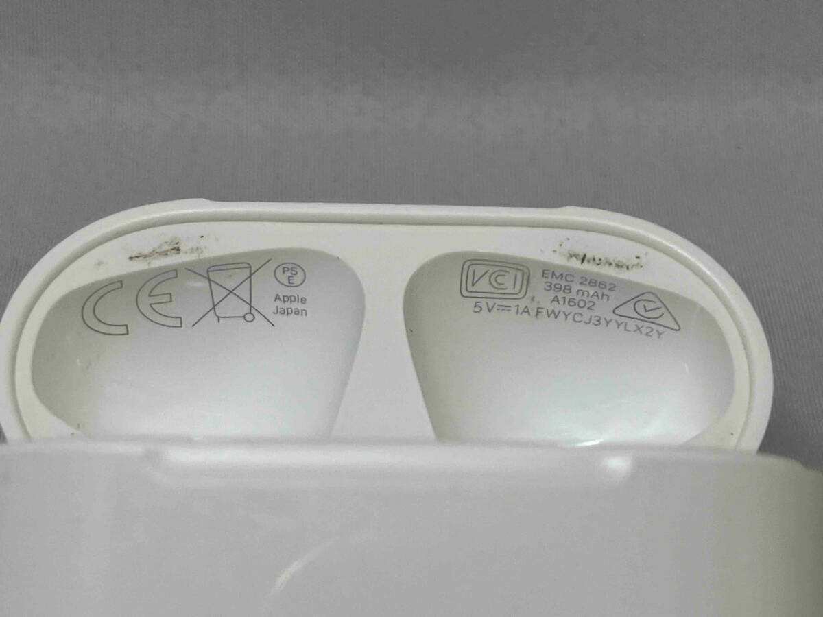 Apple AirPods with Charging Case MV7N2J/A イヤホン(18-01-09)_画像5