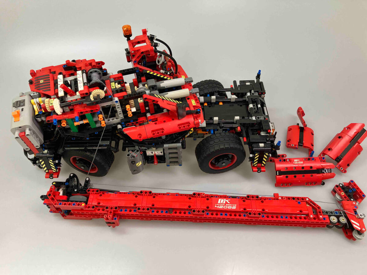 正規品 LEGO レゴ テクニック 42082 全地形対応型クレーン 現状品 ＋ バラバラ パーツ など 5kg以上 まとめ売り※軸 ピン ペグ ギア アームの画像3