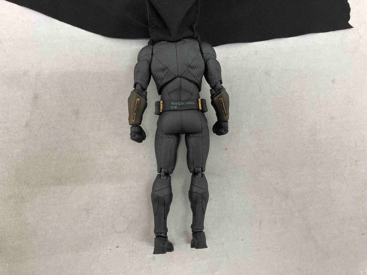 箱無し 現状品 MAFEX BATMAN-バットマン- ジャスティス・リーグ アクションフィギュアの画像4