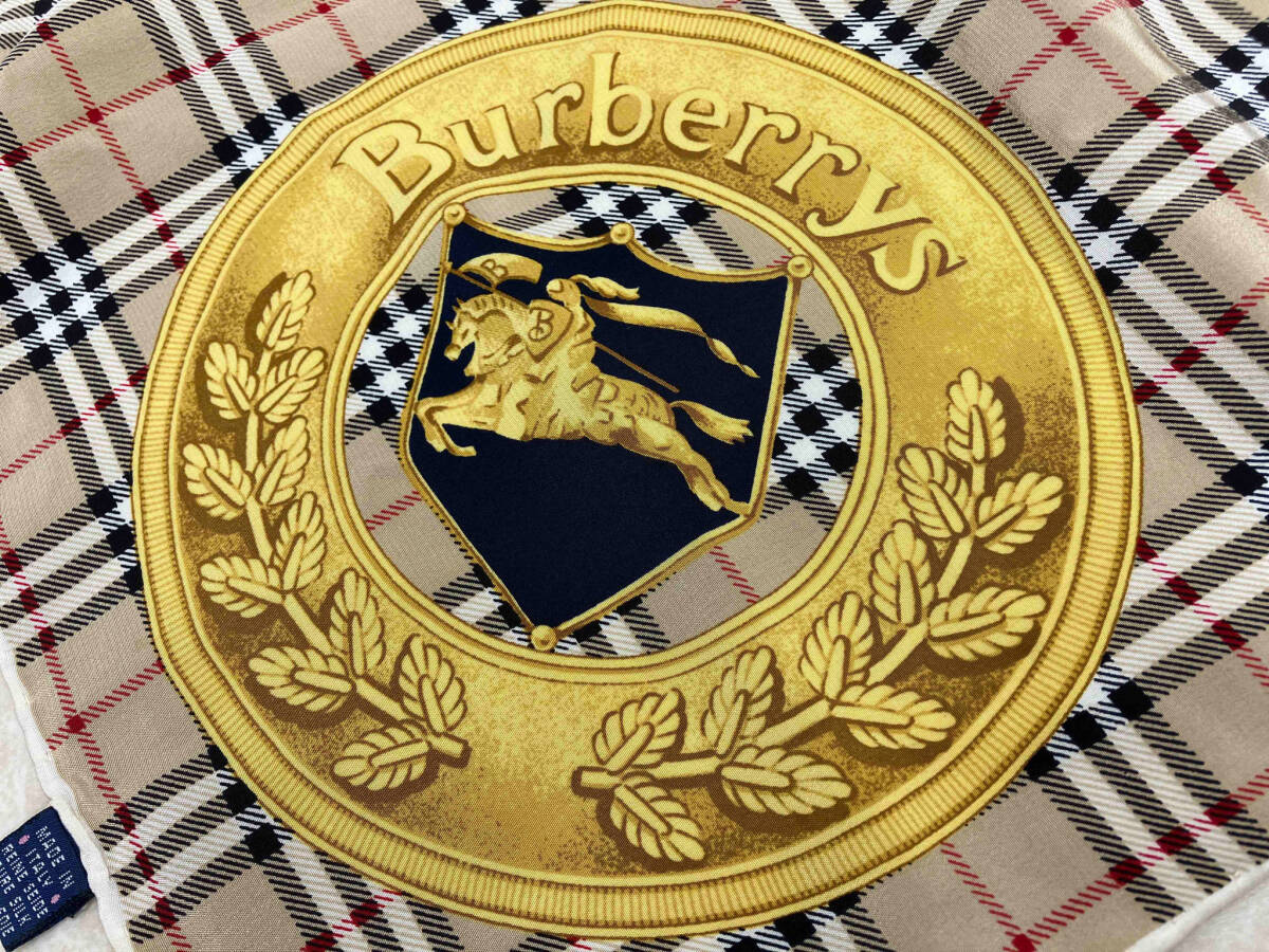 BURBERRYS バーバリーズ シルクスカーフ ノバチェック柄 ネイビー×ゴールド 大判 イタリア製 82cm ×86cmの画像3