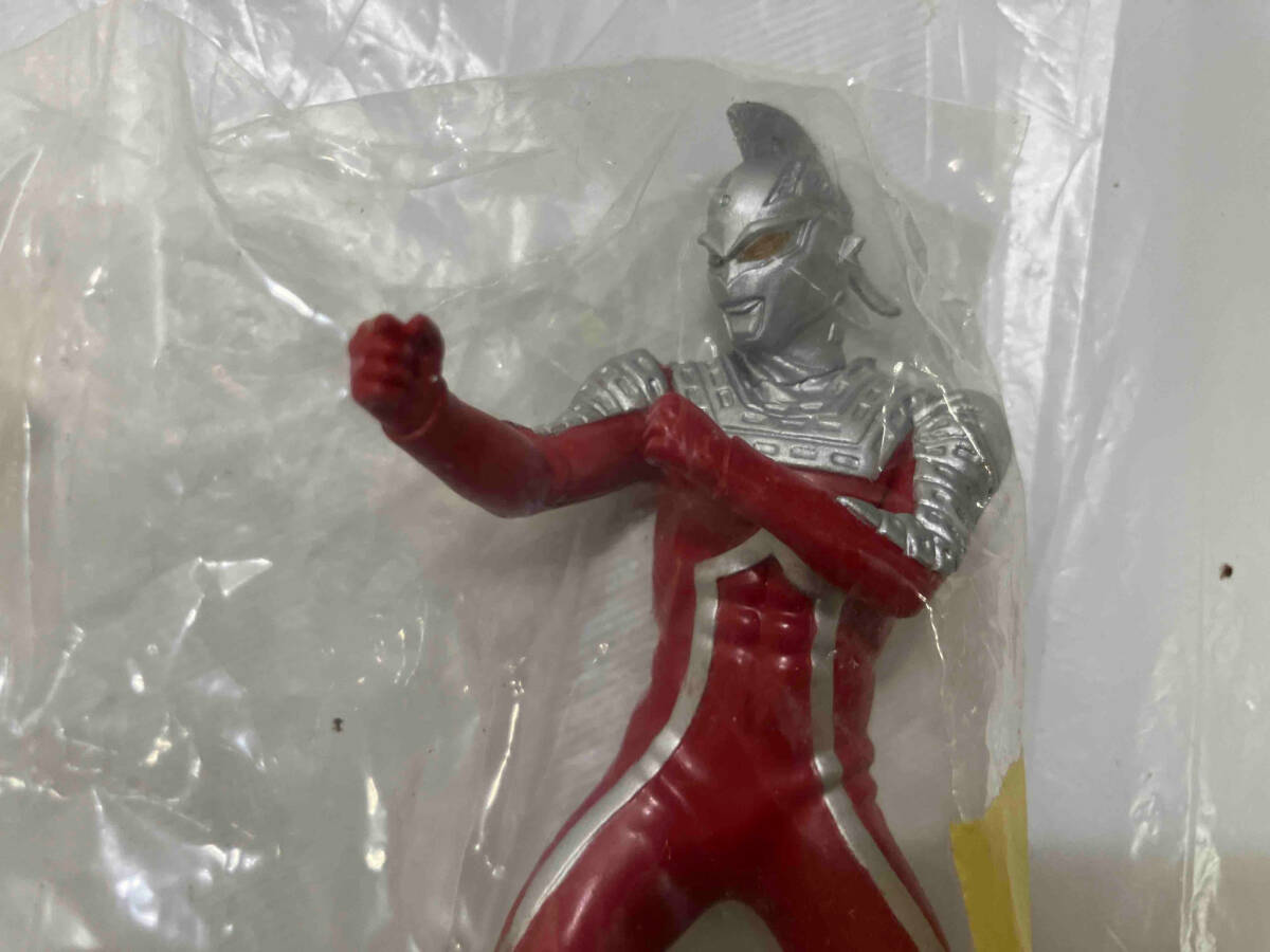 未開封品 ウルトラマンフィギュア7体　HGゴジラ8バラゴン　計8体セット　ウルトラマンセブン　ウルトラの父　レオ_画像3