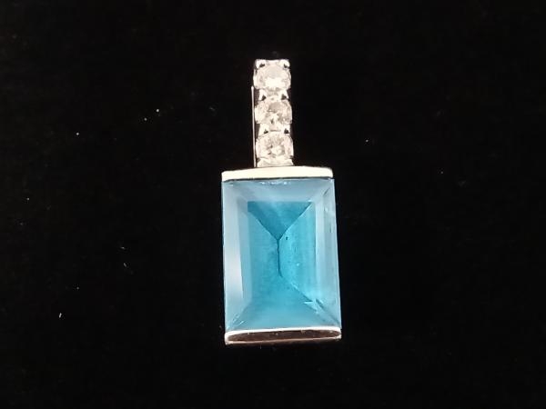 クリスマスツリー特価! 【爽やかなブルー】K18WG/ダイヤ0.08ct /トップ/1.7g トップ /ホワイトゴールド ダイヤモンド