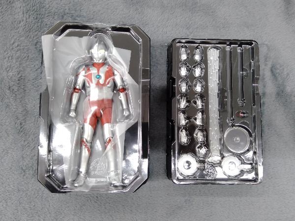 (特典付き)S.H.Figuarts(真骨彫製法) ウルトラマン ウルトラマン_画像7