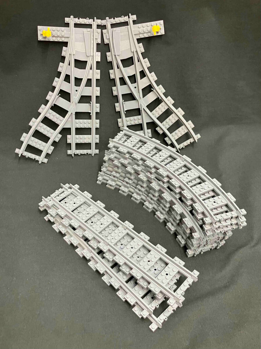 ジャンク 1円〜 LEGO CITY レゴ シティ カーゴトレイン 60052 レール リモコン 列車 ブロック 特殊 パーツ ミニフィグ 大量 まとめの画像5