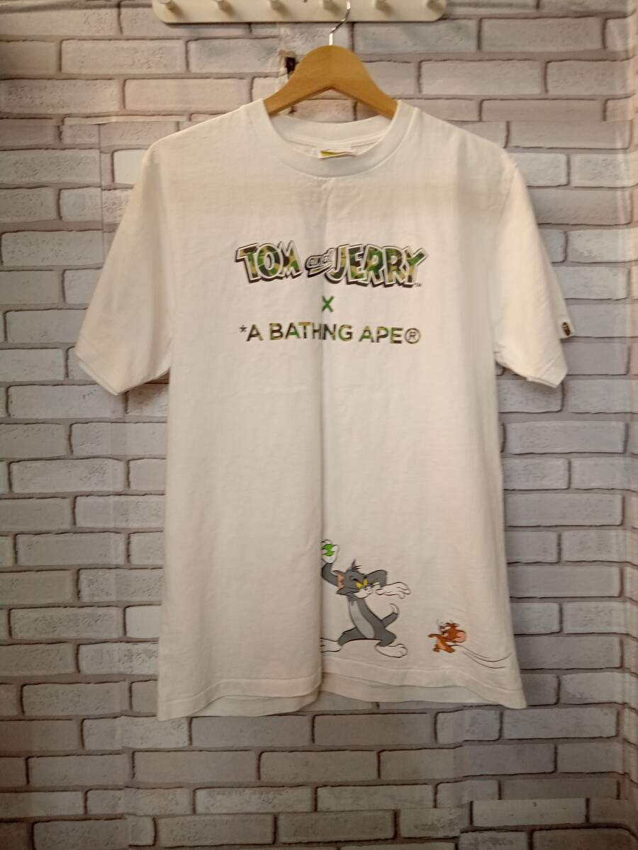 A BATHING APE アベイジングエイプ × トムとジェリー シミ汚れ有り 半袖Tシャツ メンズ Мサイズ TOM AND JERRY ホワイト 白_画像1