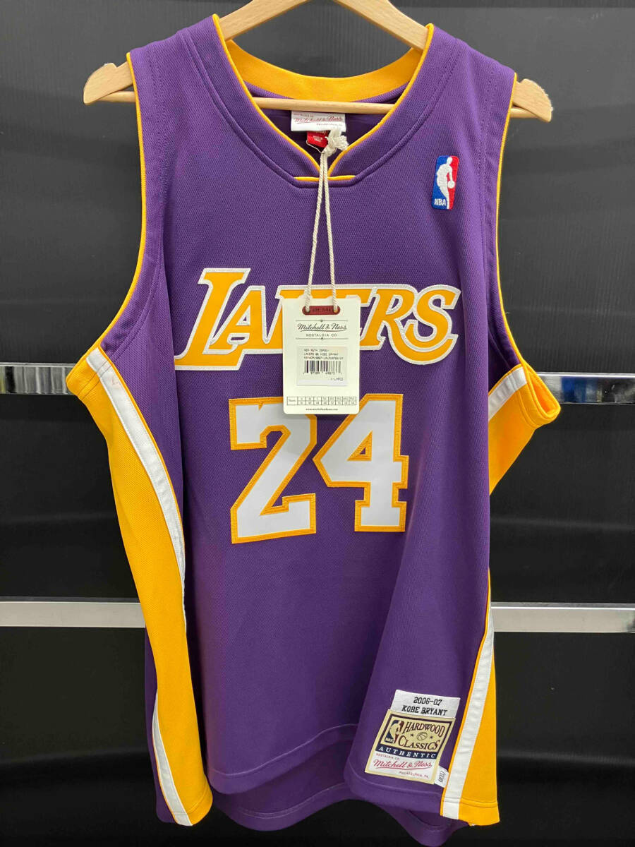 2024年秋冬新作 AUTHENTI Mitchell&Ness レイカーズ XL 48サイズ 2024年秋冬新作 AUTHENTI Mitchell&Ness レイカーズ XL 48サイズ