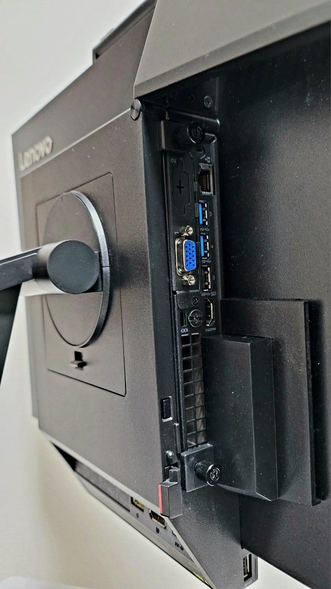 値下げ Think Centre M720q デスクトップPCとモニターセット 値下げ Think Centre M720q デスクトップPCとモニターセット