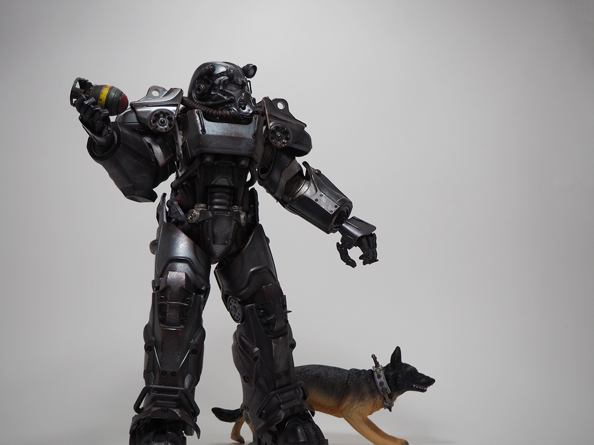 【threezero Fallout】1/6 T-60パワーアーマー(POWER ARMOR) + おまけ (犬 武器 小物など)の画像8