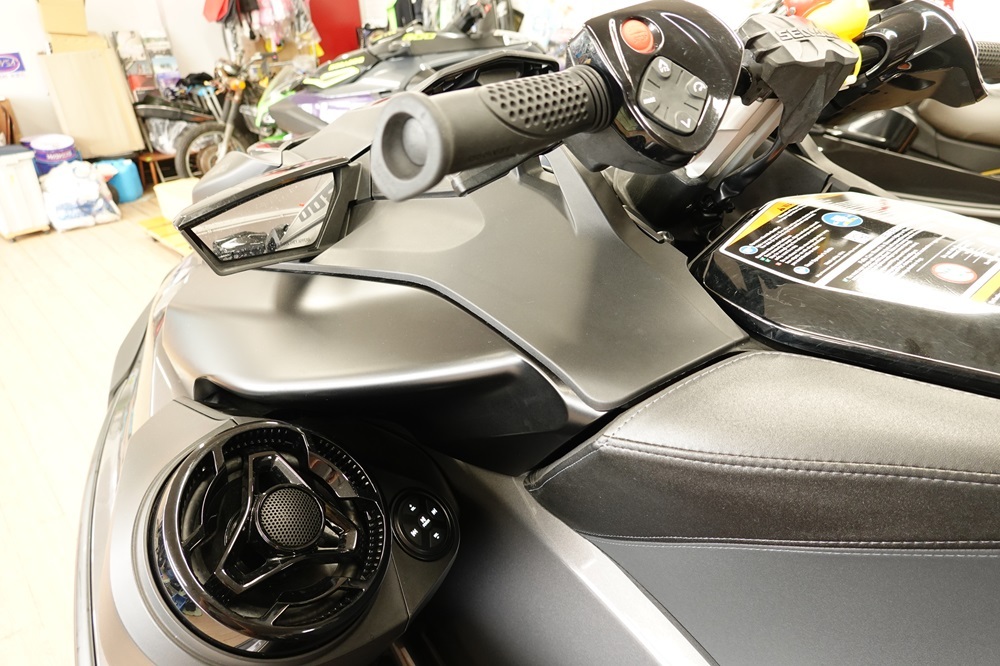 熊本発☆〈中古艇〉SEADOO RXP-X300RSトリプルブラック使用時間15時間 2人乗り船舶検査ありすぐ乗れます_画像6