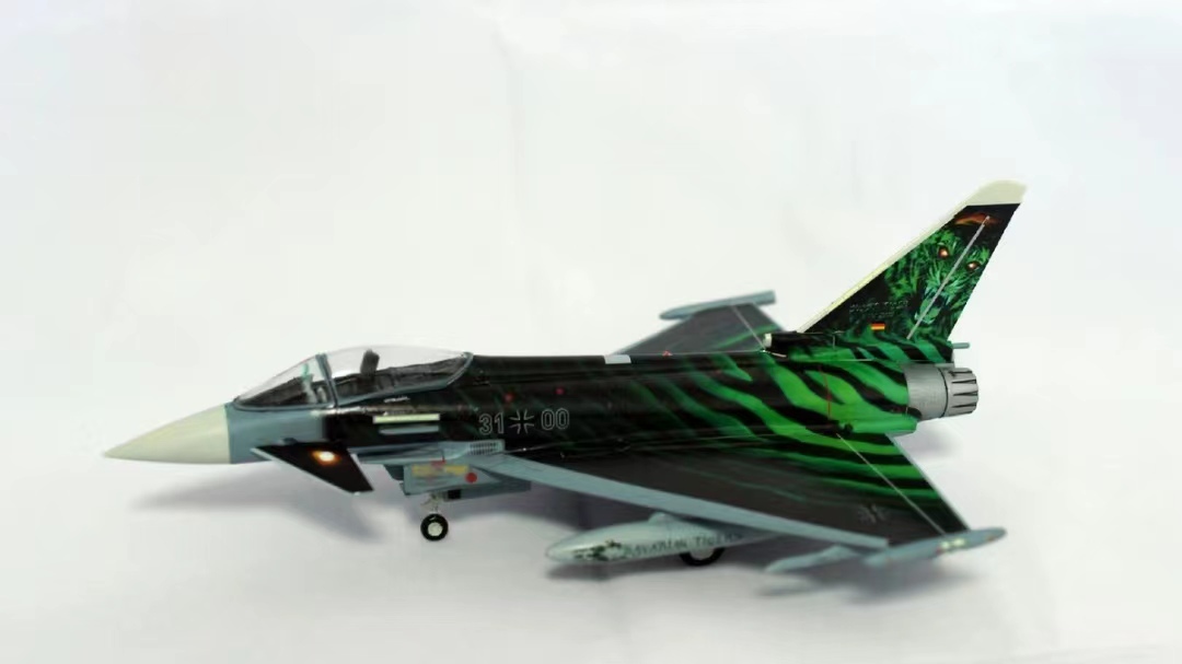 Revell 1/72 France Air Force EF-2000TYPHOON construction painted final product 