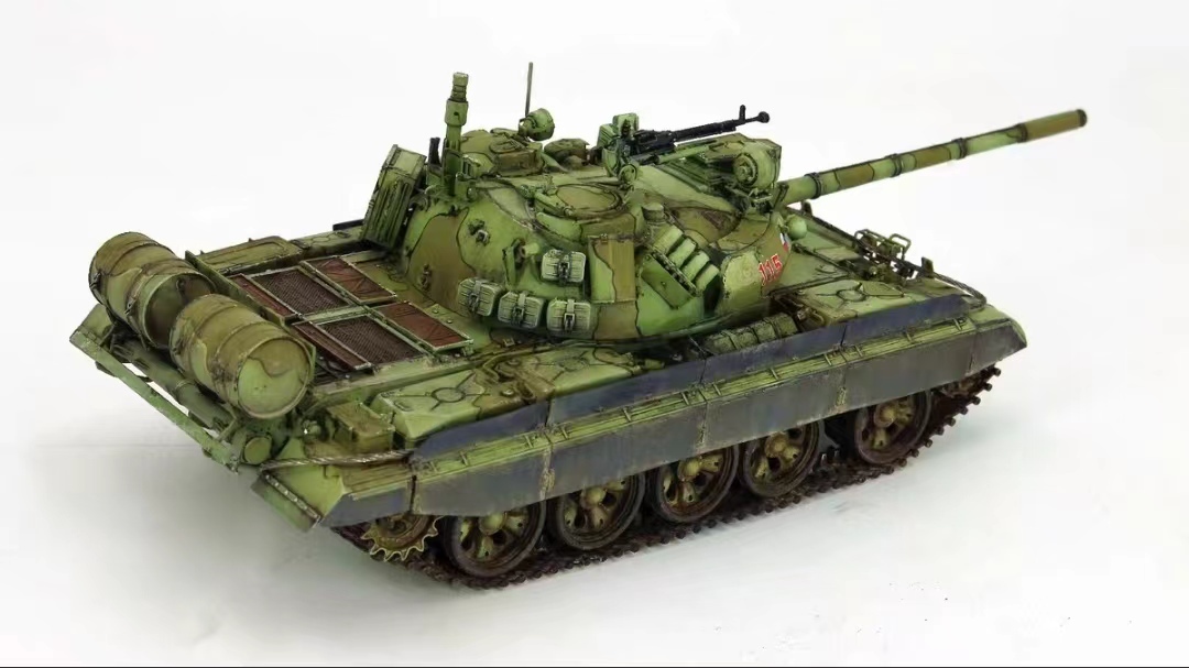 1/35 ロシア軍 T55AM2B 主力戦車 組立塗装済完成品 _画像9