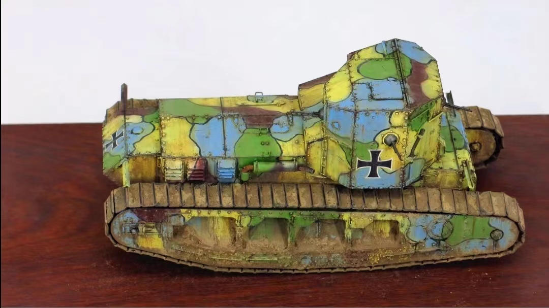 1/35 イギリス Mk.A WHIPPET 戦車 組立塗装済完成品 _画像5