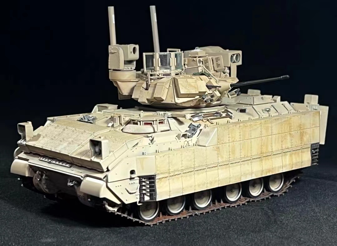 1/35 アメリカ軍 M2A3 歩兵戦車 組立塗装済完成品_画像1