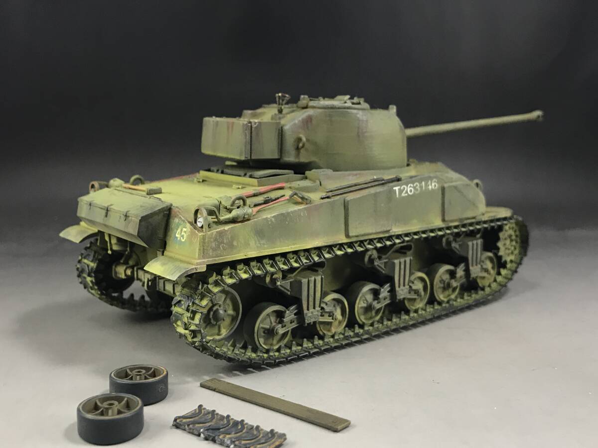 1/35 イギリス Firefly Vc 戦車 組立塗装済完成品_画像7