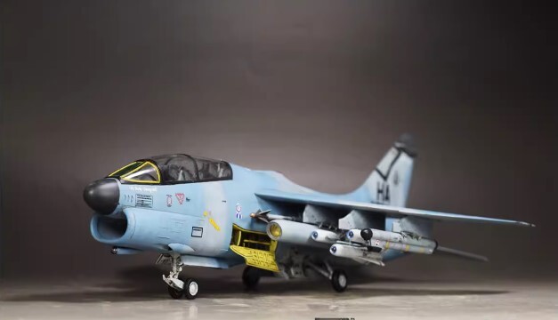 1/48 アメリカ海軍 A-7K コルセアII 塗装済完成品_画像3