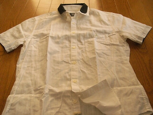コムサコミューン　かっこいい半袖ドレスシャツ　ホワイト　サイズM_画像4