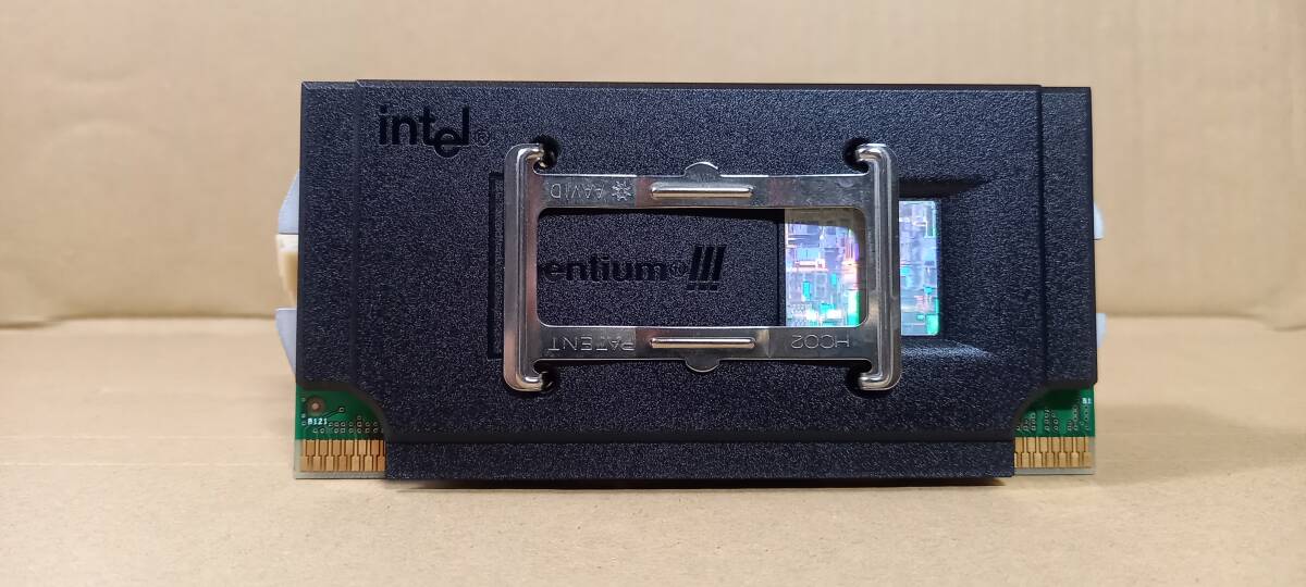 Intel slot1 PentiumⅢ600 ジャンクの画像1