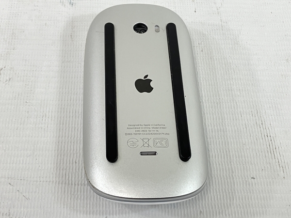 Apple Magic Mouse A1657 マジック マウス PCアクセサリー アップル 中古 N8676873の画像4