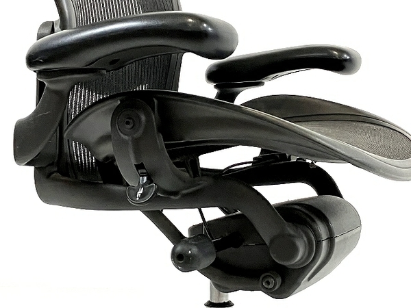 【動作保証】 Herman Miller ハーマンミラー Aeron Chair アーロンチェア オフィスチェア ゲーミングチェア 家具 椅子 中古 楽 T8705997の画像5