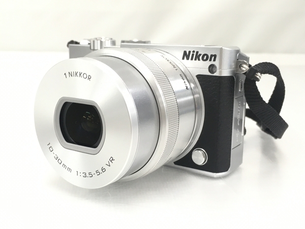 【動作保証】Nikon 1 J5 標準パワーズームレンズキット1 NIKKOR VR 10-30mm f/3.5-5.6 PD-ZOOM ミラーレス 一眼 カメラ 中古 美品 T8732105の画像1