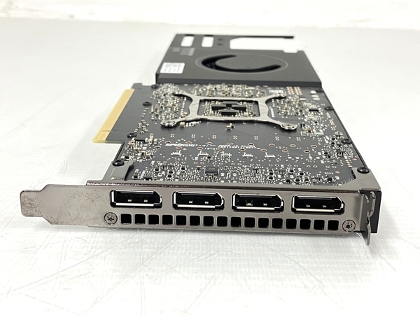 【動作保証】 NVIDIA RTX A4000 プロフェッショナル グラフィックボード ビデオカード PCパーツ 16GB GDDR6 PCIe Gen4 DP 中古 T8775097の画像5