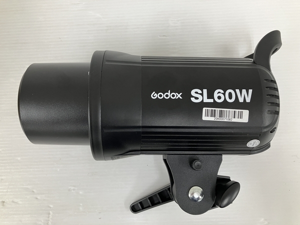 【動作保証】 GODOX SL60W LEDライト ビデオライト ランプ 定常光 撮影機材 照明 オプションパーツ付 中古 美品 O8750877の画像3