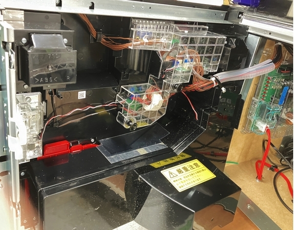 引取限定】 SANKYO 革命機 ヴァルヴレイヴ スマスロ 6号機 引取限定】 SANKYO 革命機 ヴァルヴレイヴ スマスロ 6号機