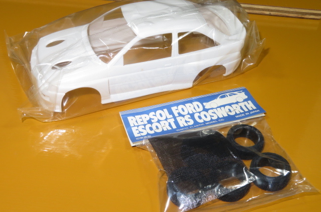 S5 D17 タミヤ 1/24 レプソル フォード エスコート RS コスワ-スの画像3