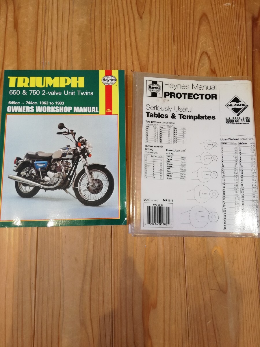 [ free shipping ]Triumph Haynes manual Triumph manual 650&750 vinyl with cover 